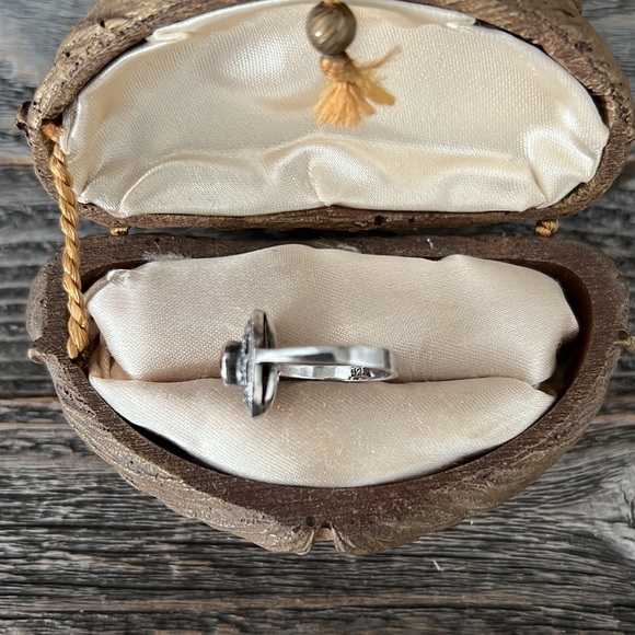 ❤️VTG Silver Marcasites/Garnet Stone Ring - Picture 7 of 11